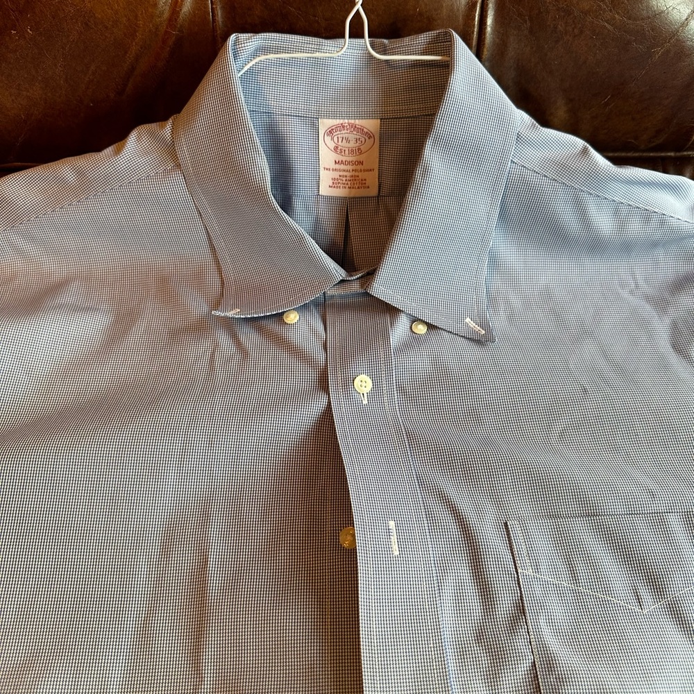 Brooks Brothers Men’s Button-Down Dress Shirt, Madison Fit, 17.5 x 35